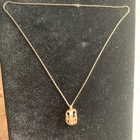 10Karat Gold Loving Family Pendant w 18” 10K Gold Chain - Picture 7 of 9